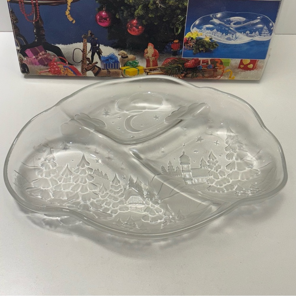 Vintage Walther Glass etched glass divided relish dish: Winter Wonderland D-3490